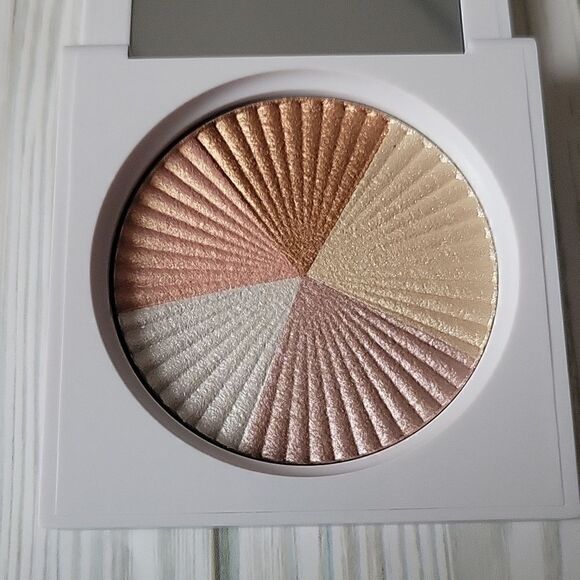 OFRA Cosmetics Highlighter Beverly Hills - Picture 4 of 6